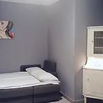 Riga Old Town Airy Apartment 4
